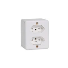 2 TOMADAS FIXAS SOBREPOR BIPOLAR 2P + T 20A 250V